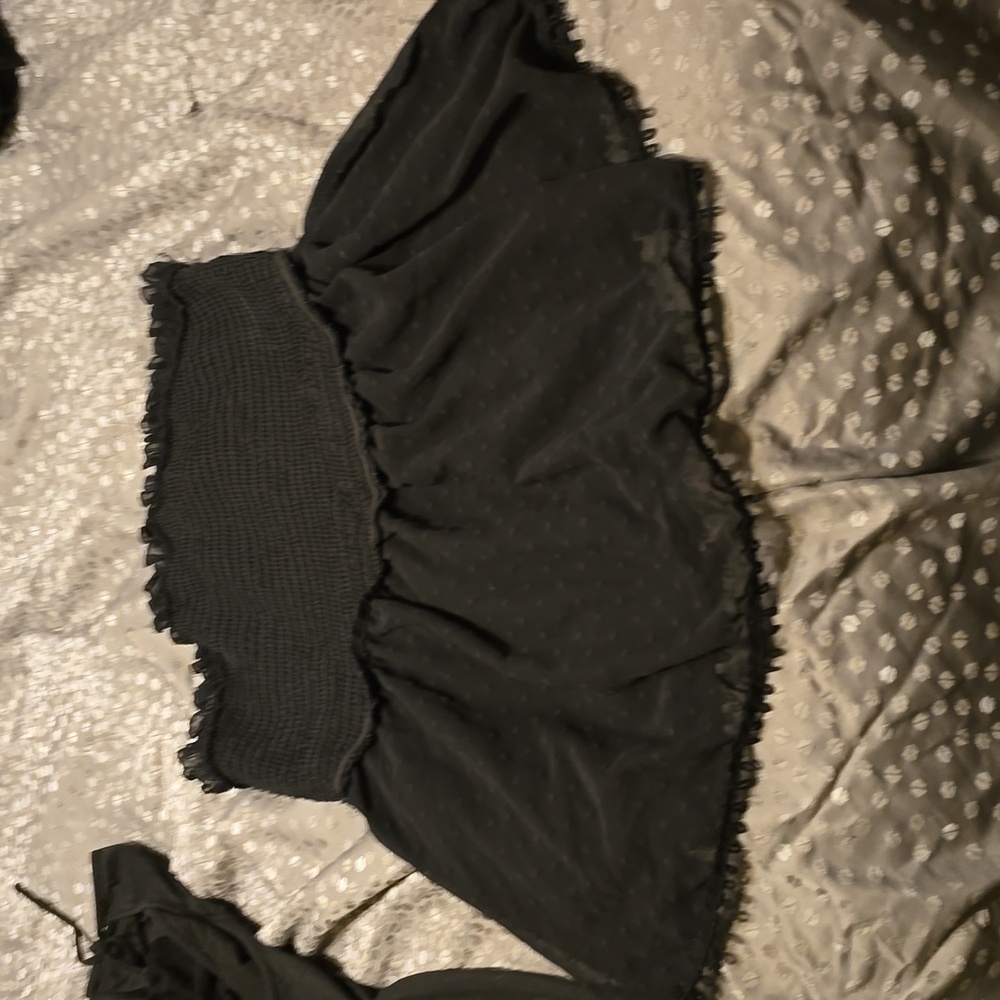Crop top - Picture 2 of 2